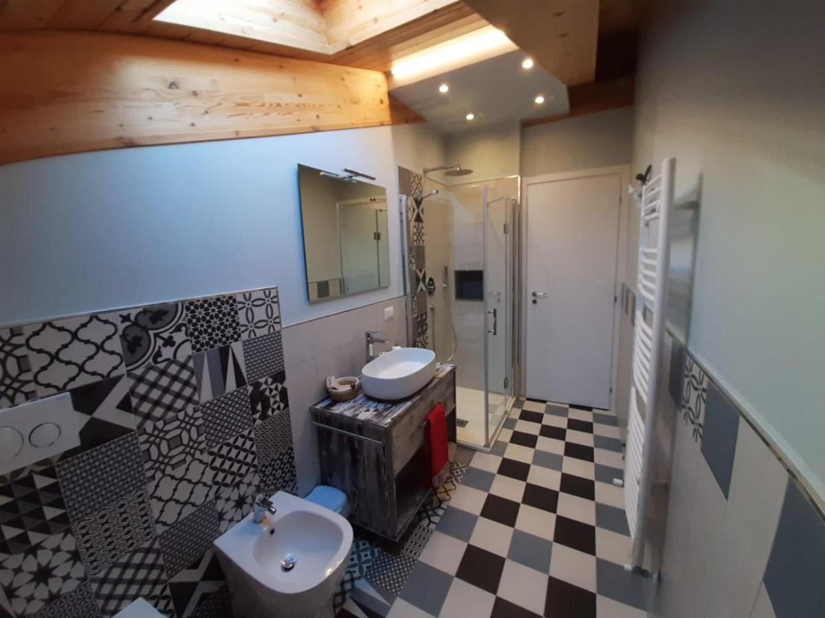 Loft 29 Mansardato Con Ampio Terrazzo Bussoleno المظهر الخارجي الصورة