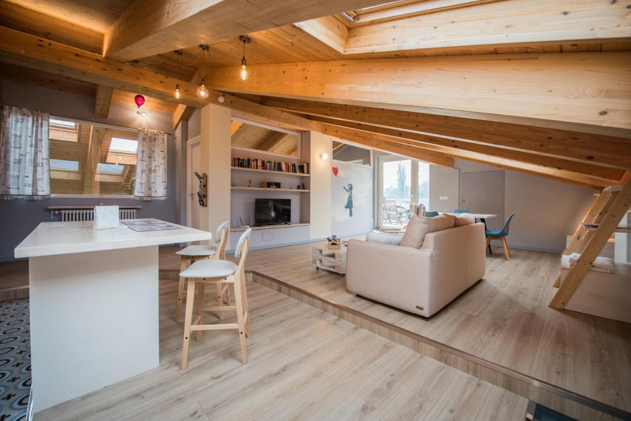 Loft 29 Mansardato Con Ampio Terrazzo Bussoleno المظهر الخارجي الصورة