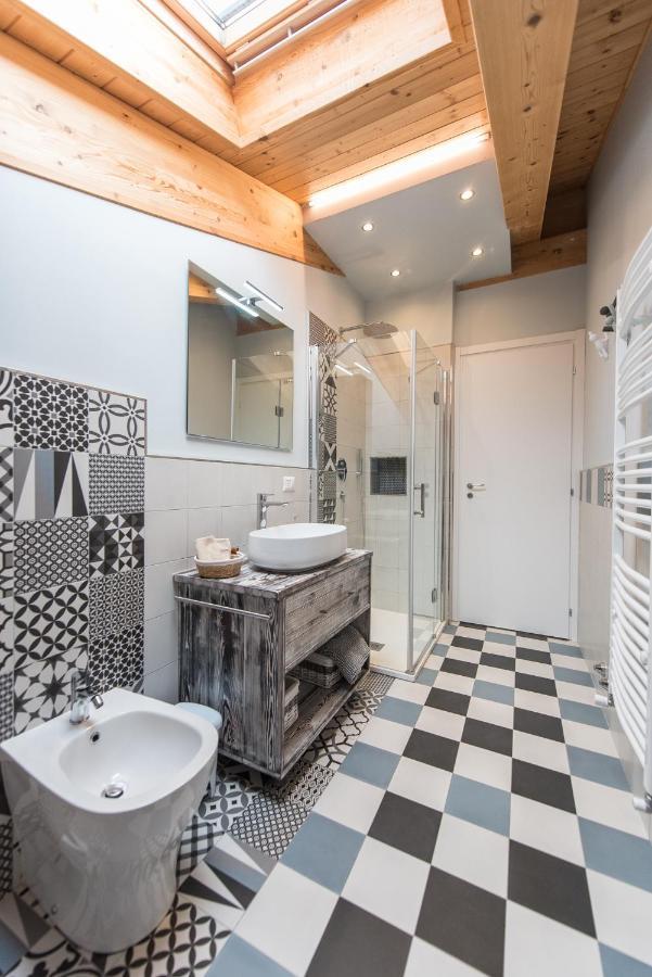 Loft 29 Mansardato Con Ampio Terrazzo Bussoleno المظهر الخارجي الصورة