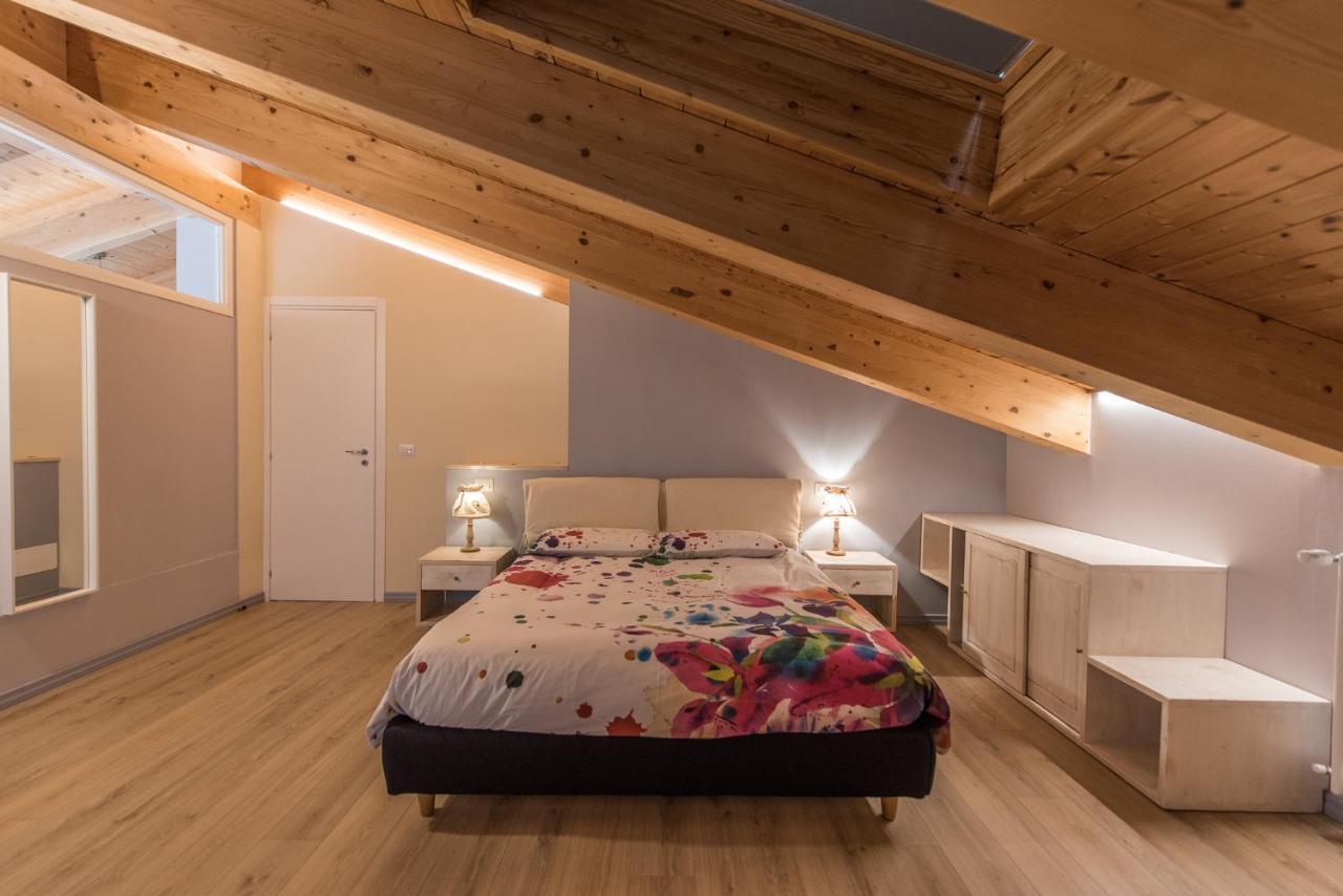 Loft 29 Mansardato Con Ampio Terrazzo Bussoleno المظهر الخارجي الصورة